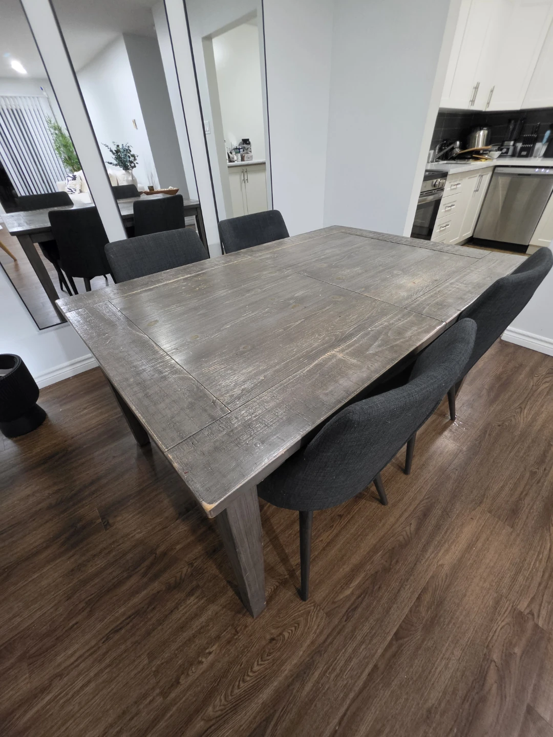Dining Table - photo 4