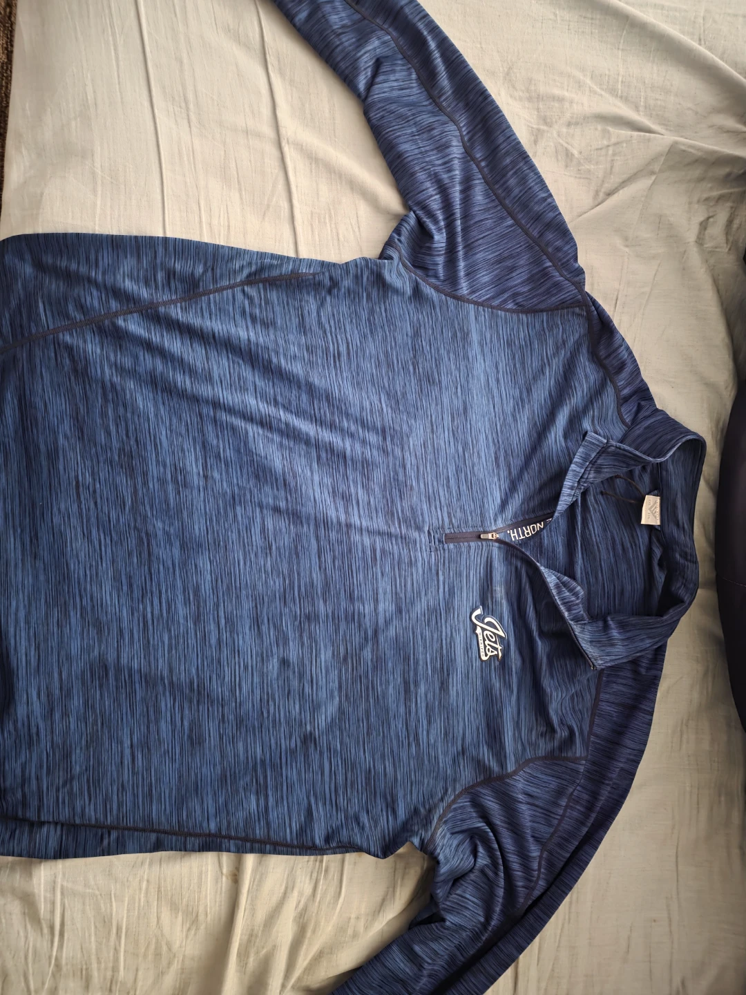 Winnipeg Jets pullover style shirt - photo 2