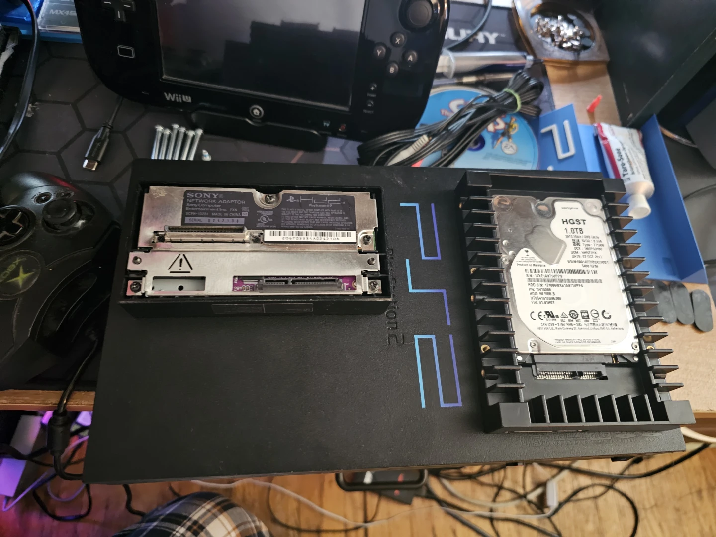 Ps2 fat with 1tb hard drive and controller - photo 3