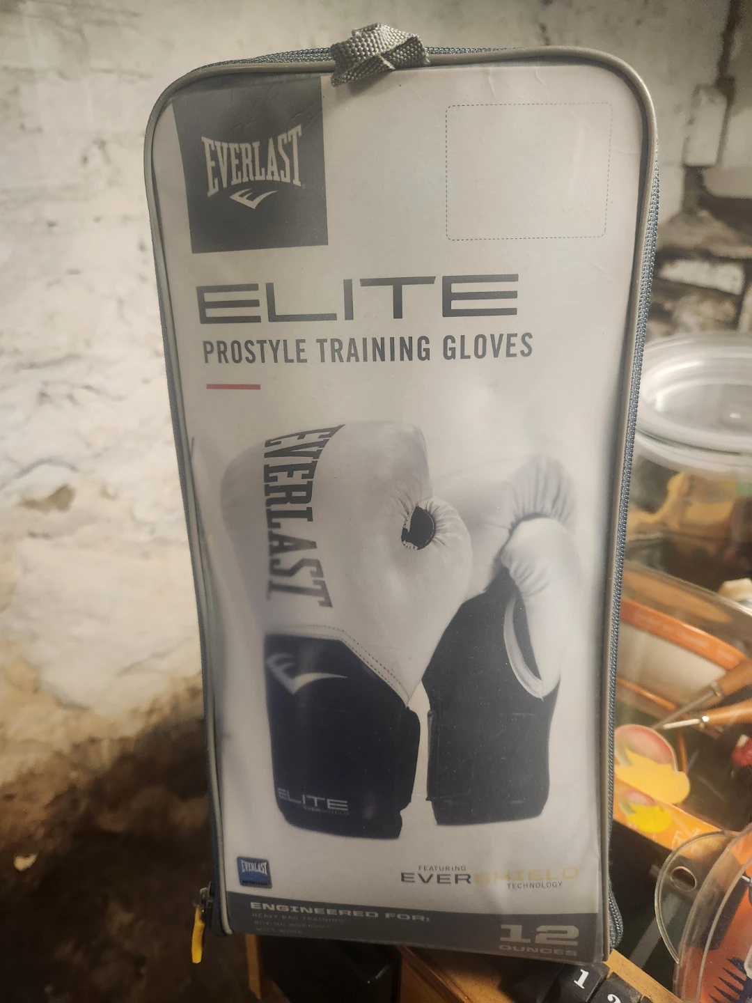 Everlast Elite Prostyle Training Gloves 12 oz