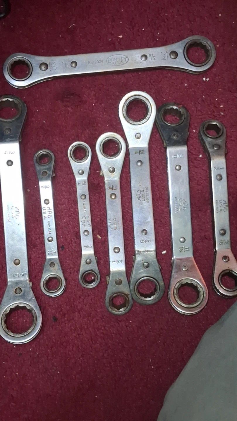 Set of 8 Ratcheting Wrenches