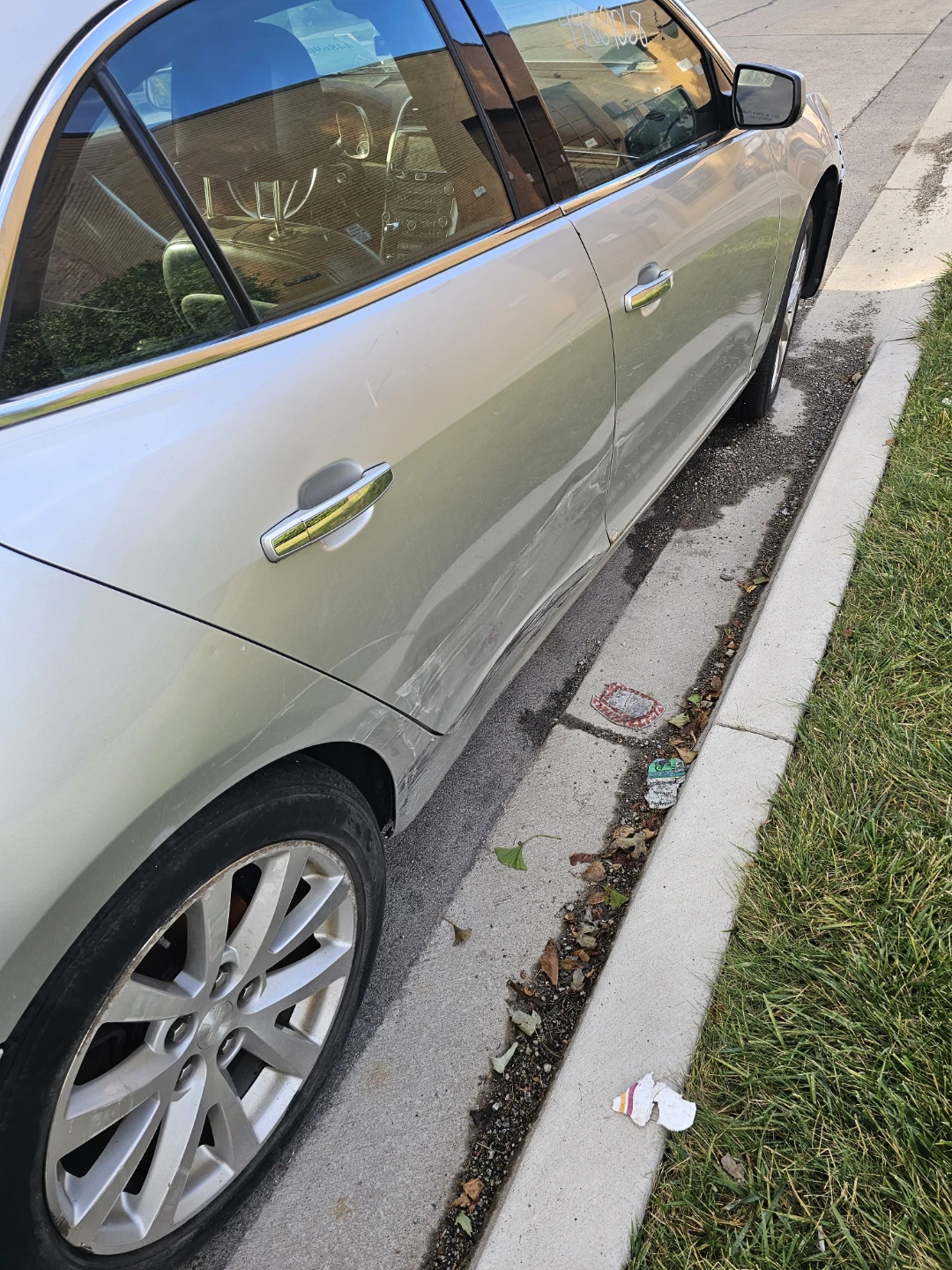 Silver Chevrolet Malibu LTZ - photo 3