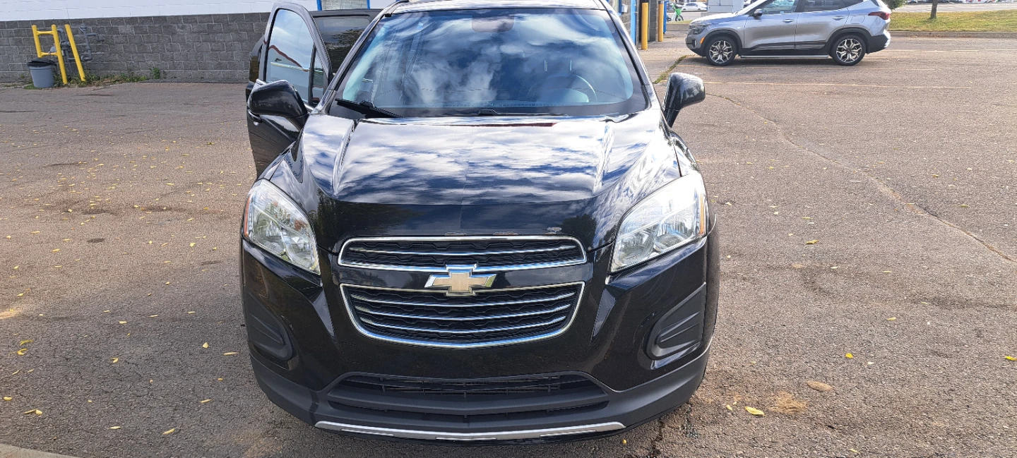 2016 Chevrolet Trax Black Compact SUV