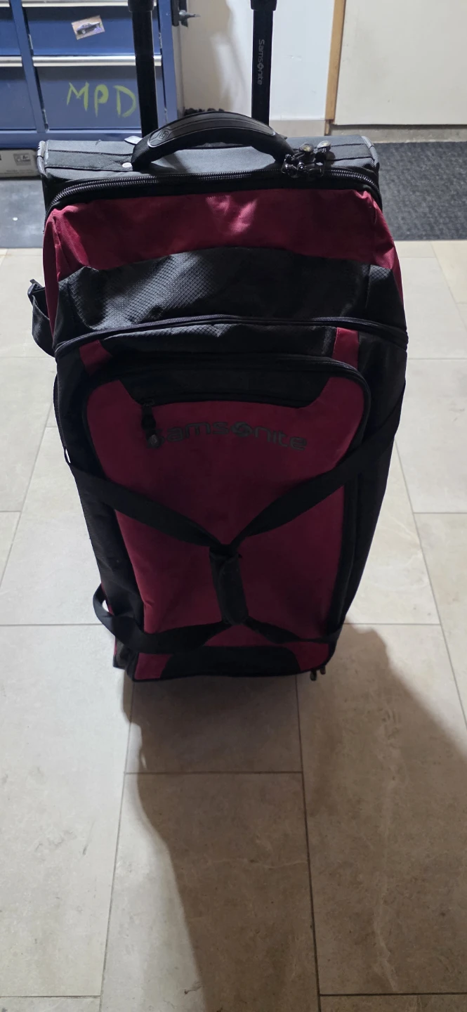 Samsonite Rolling Duffel Bag Red and Black - photo 2