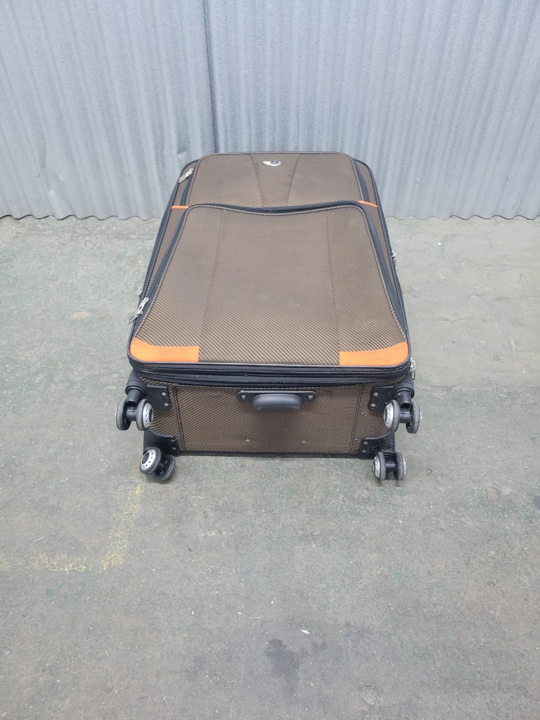 Large Rolling Suitcase, check in - photo 3