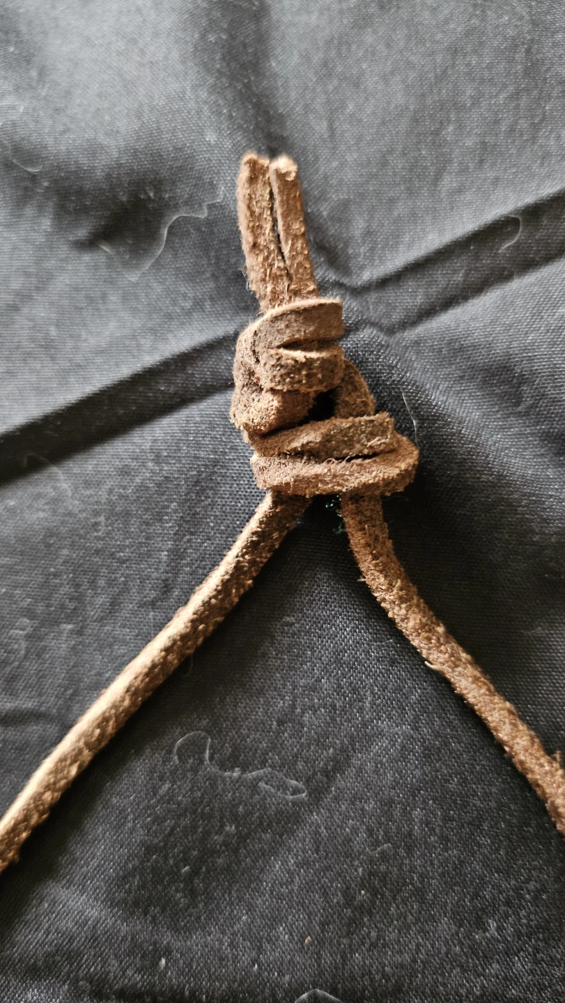 Stone, Pewter and Suede Leather Necklace - photo 4