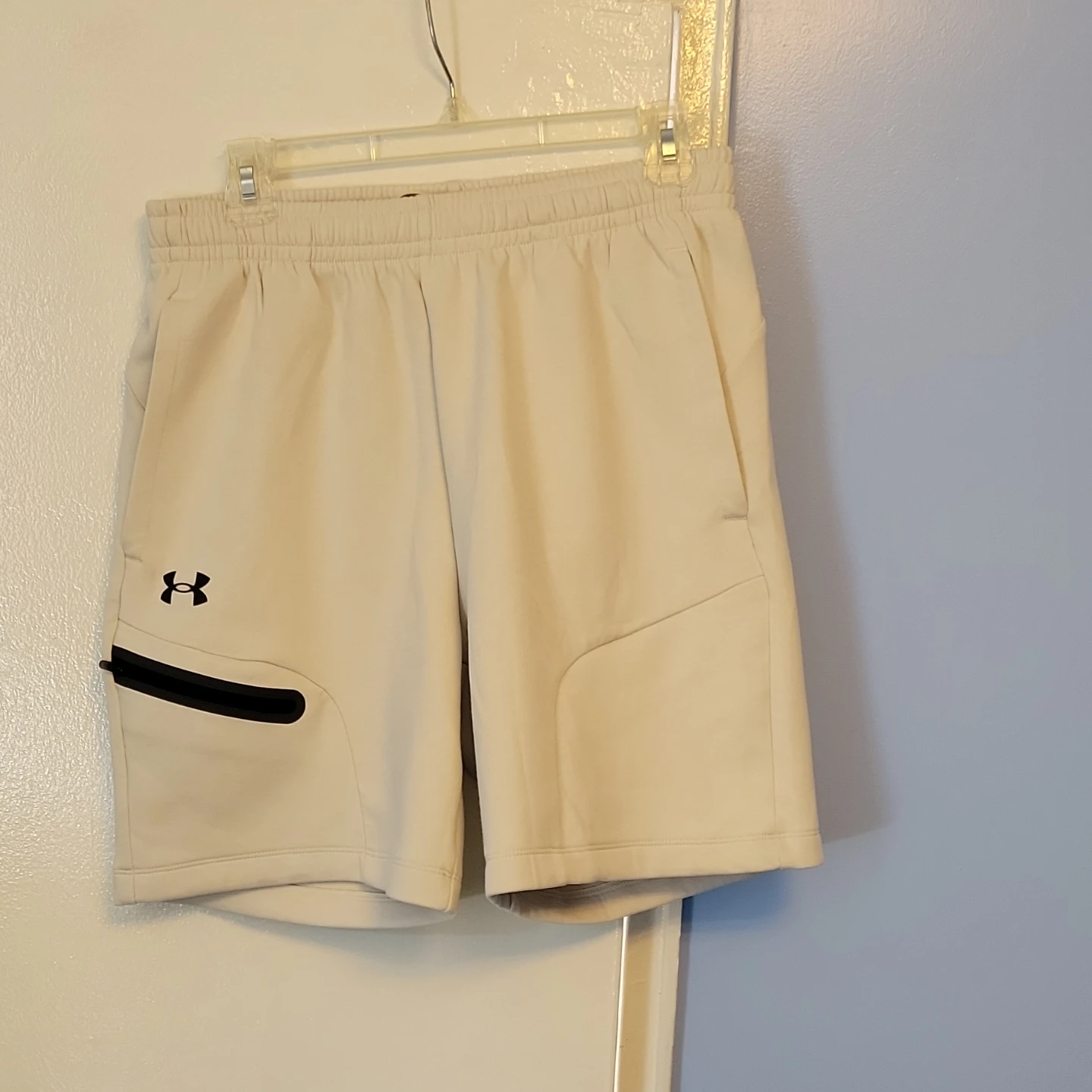 Under Armour Athletic Shorts Men's Size Medium