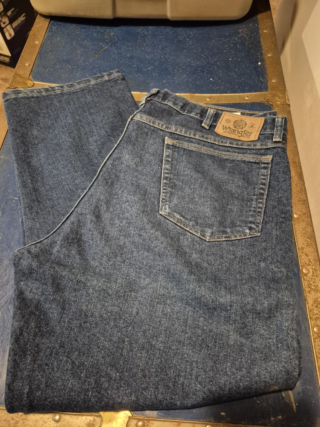Wrangler Jeans Bundle, 3 pairs available,  price per each - photo 2