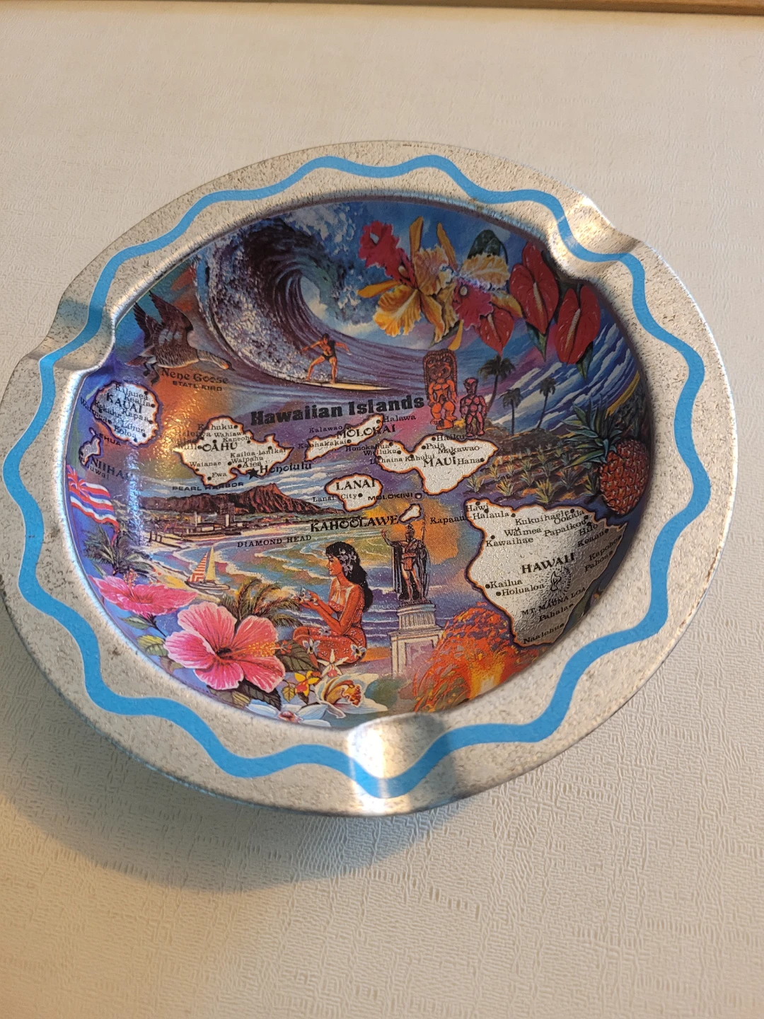 Vintage Hawaiian Islands Ashtray - photo 2
