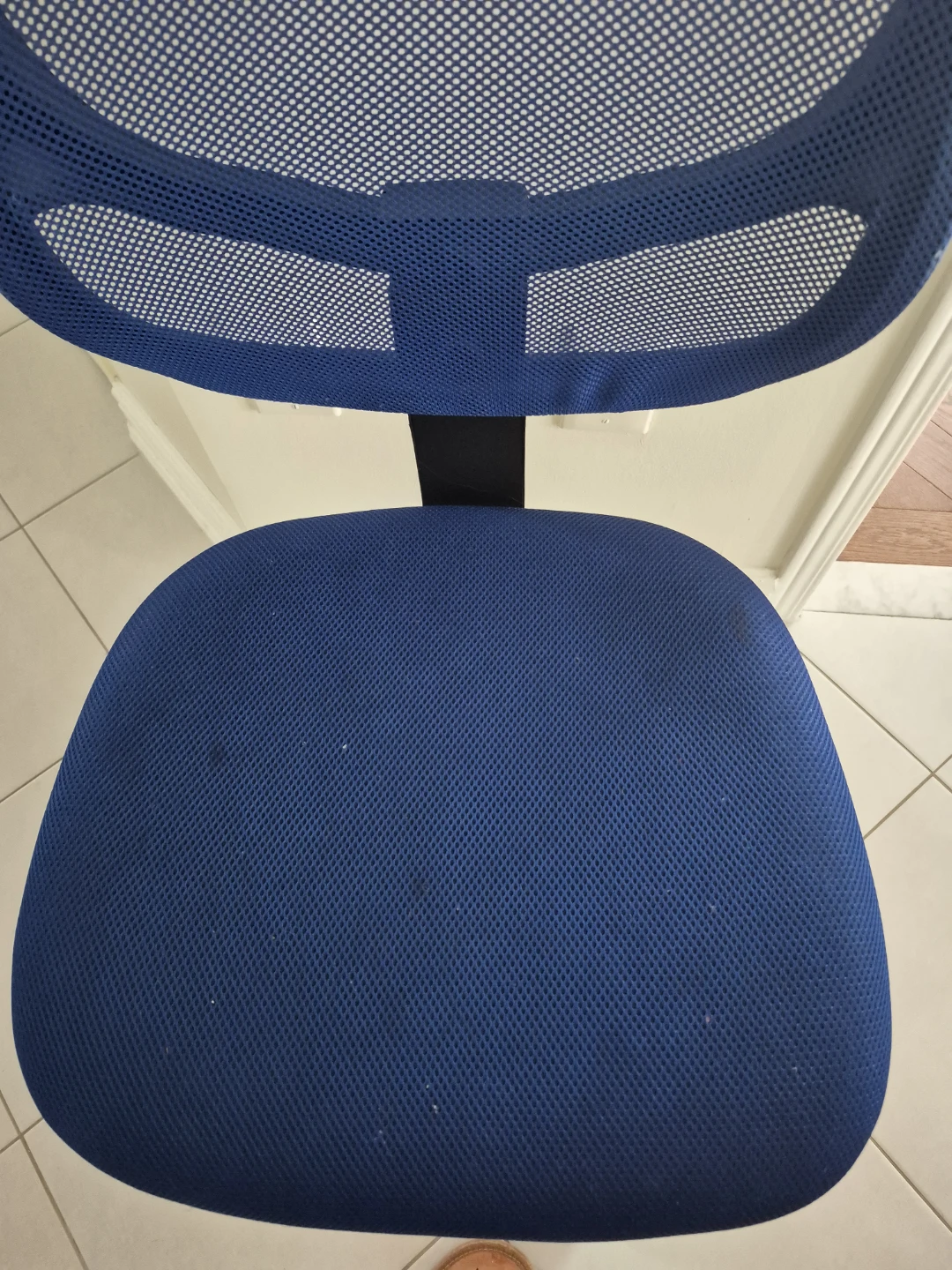 Nice nlue mesh office chair - photo 3
