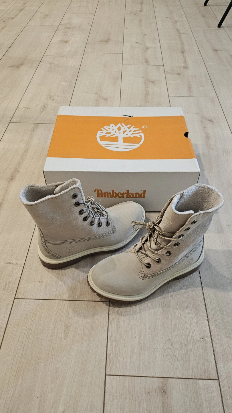 Timberland Teddy Fleece Fold Down Boots, Size 7