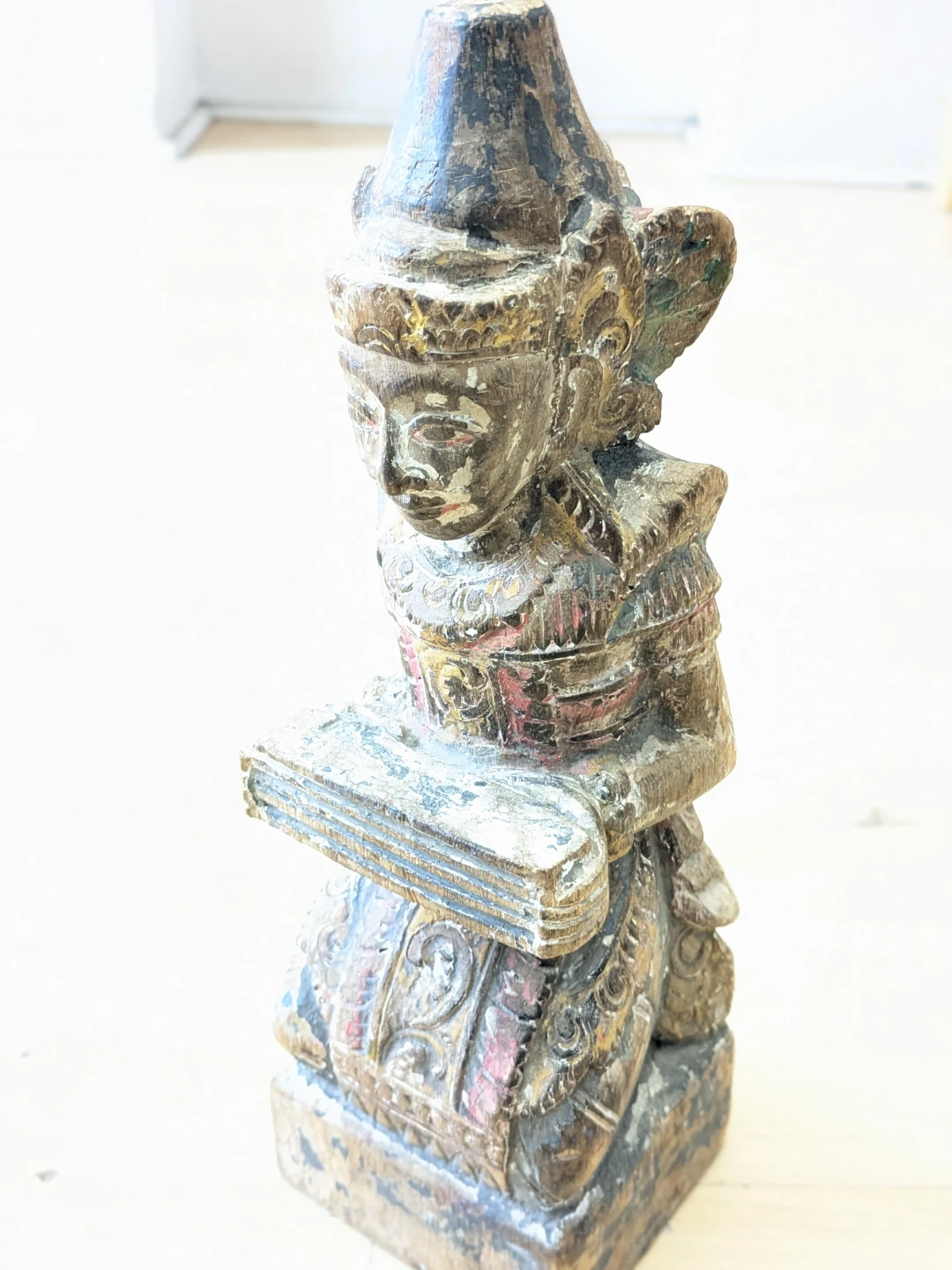 Mid-Century Hand Wooden Carved / Polychrome Styling Statue - photo 3