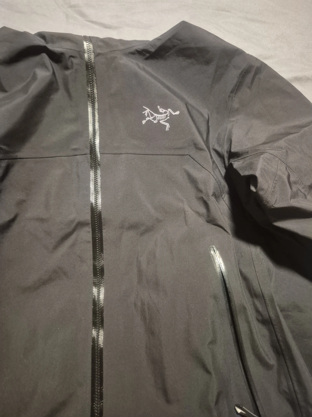Arc'teryx Men's Jacket - Large - photo 5
