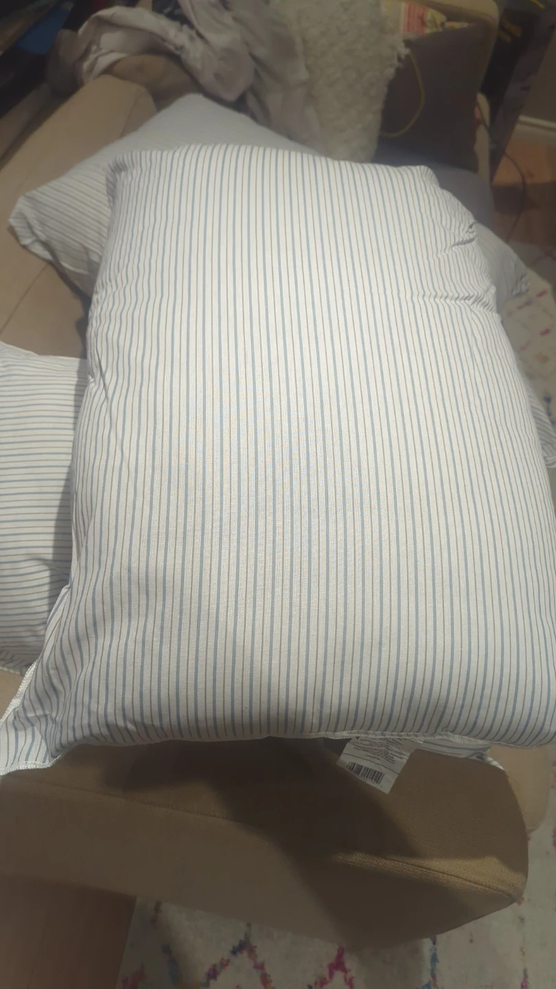 Pillows - photo 3