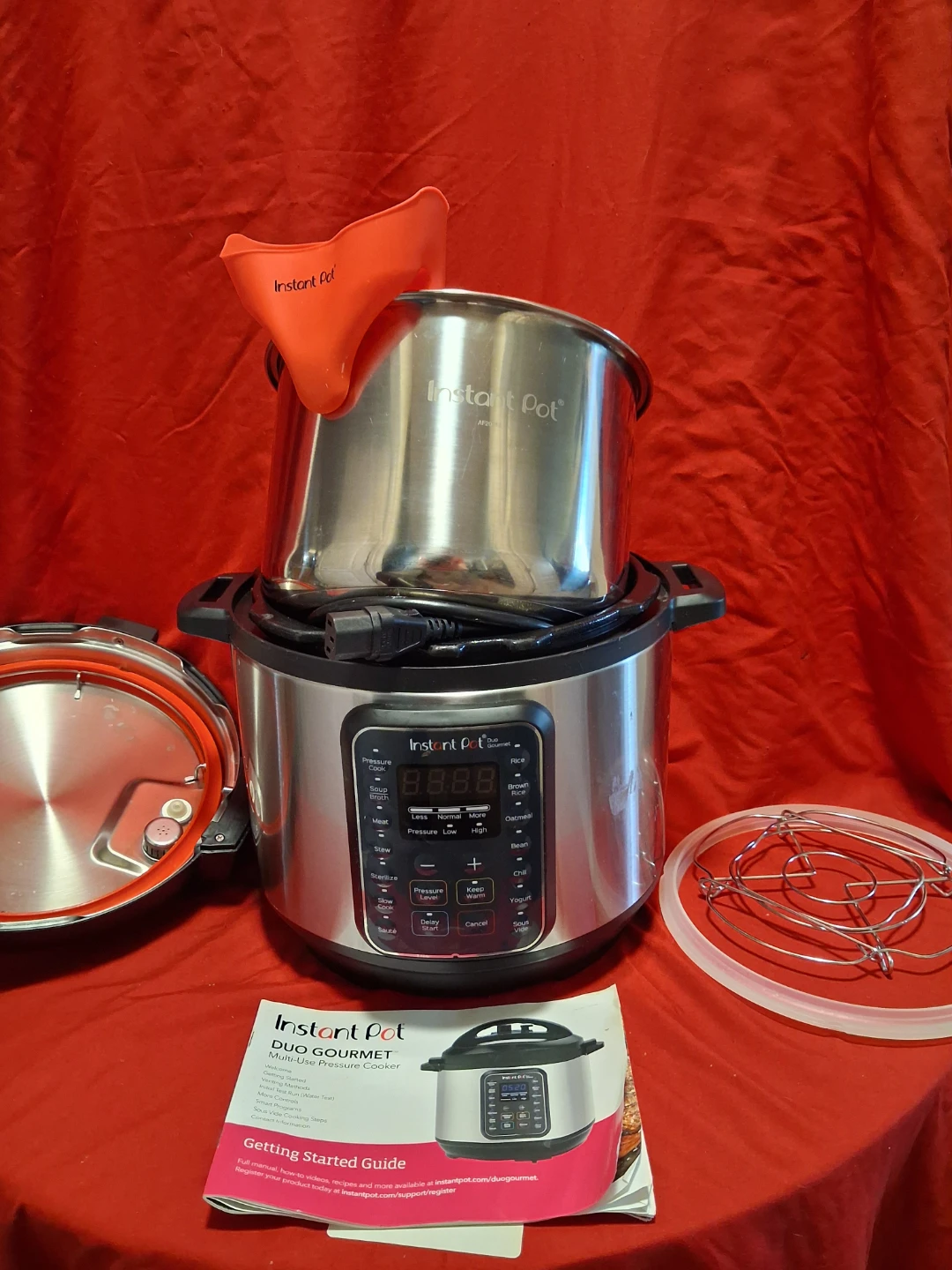 Instant Pot Duo Gourmet Multi-Use Pressure Cooker - photo 2
