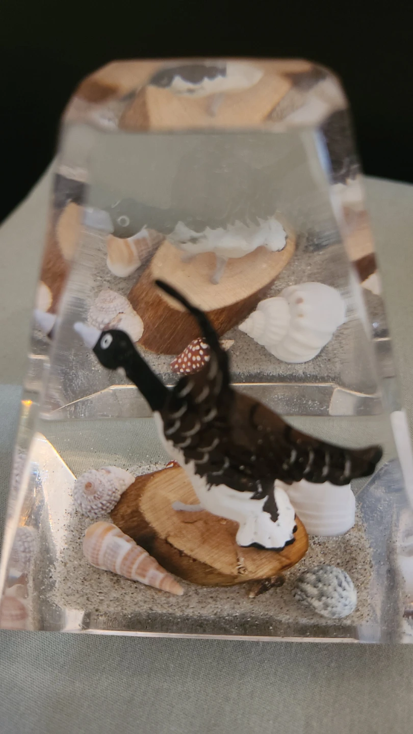 Vintage Cameron Acrylic Lucite Goose Paperweight - photo 4