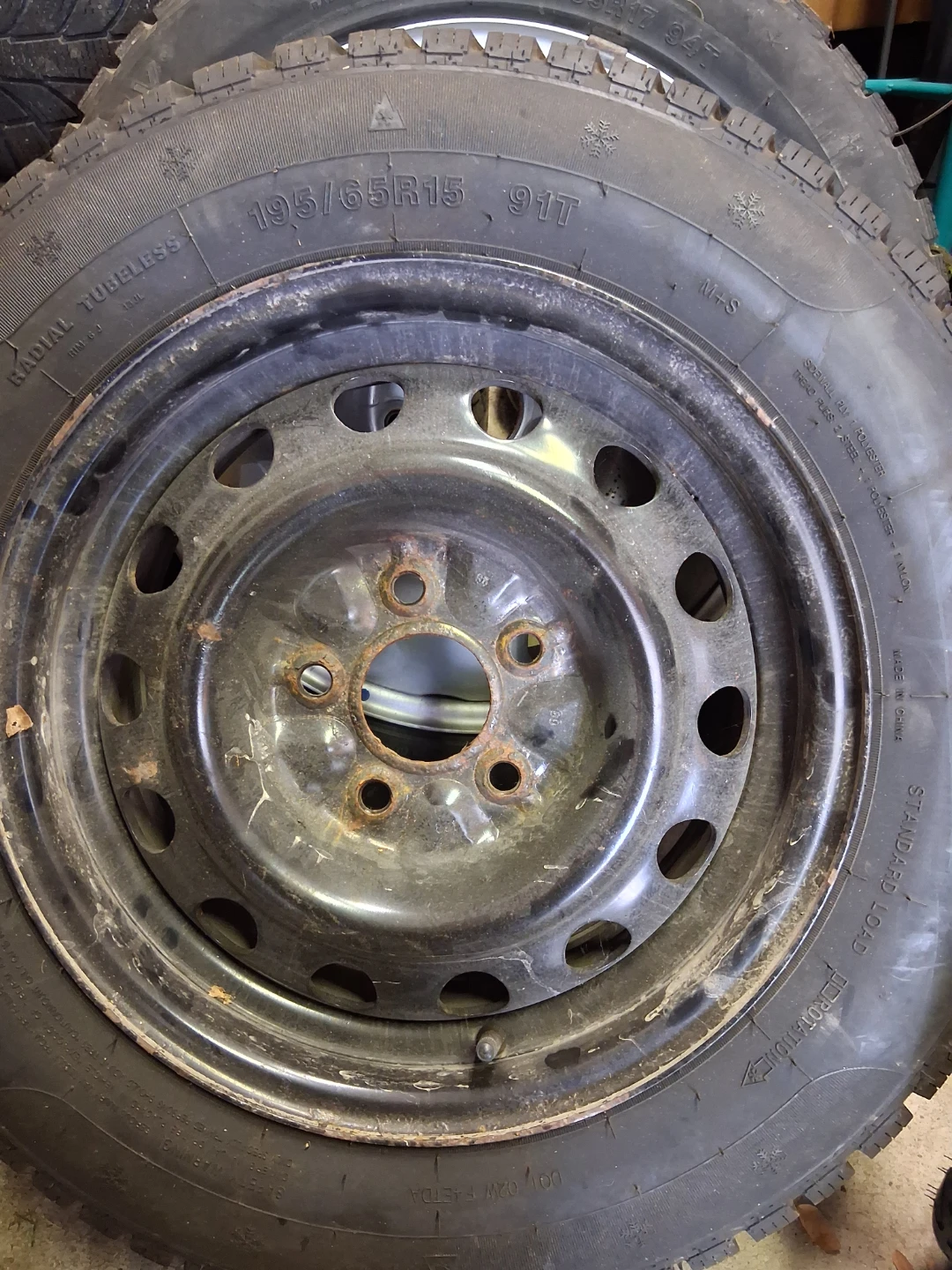 195/65R15 Winter Tires with Steel Rims