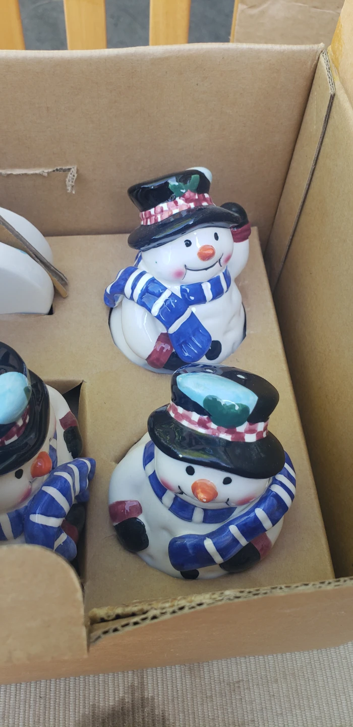 Ceramic Snowman Coaster Set with salt n pepper shakers - photo 2