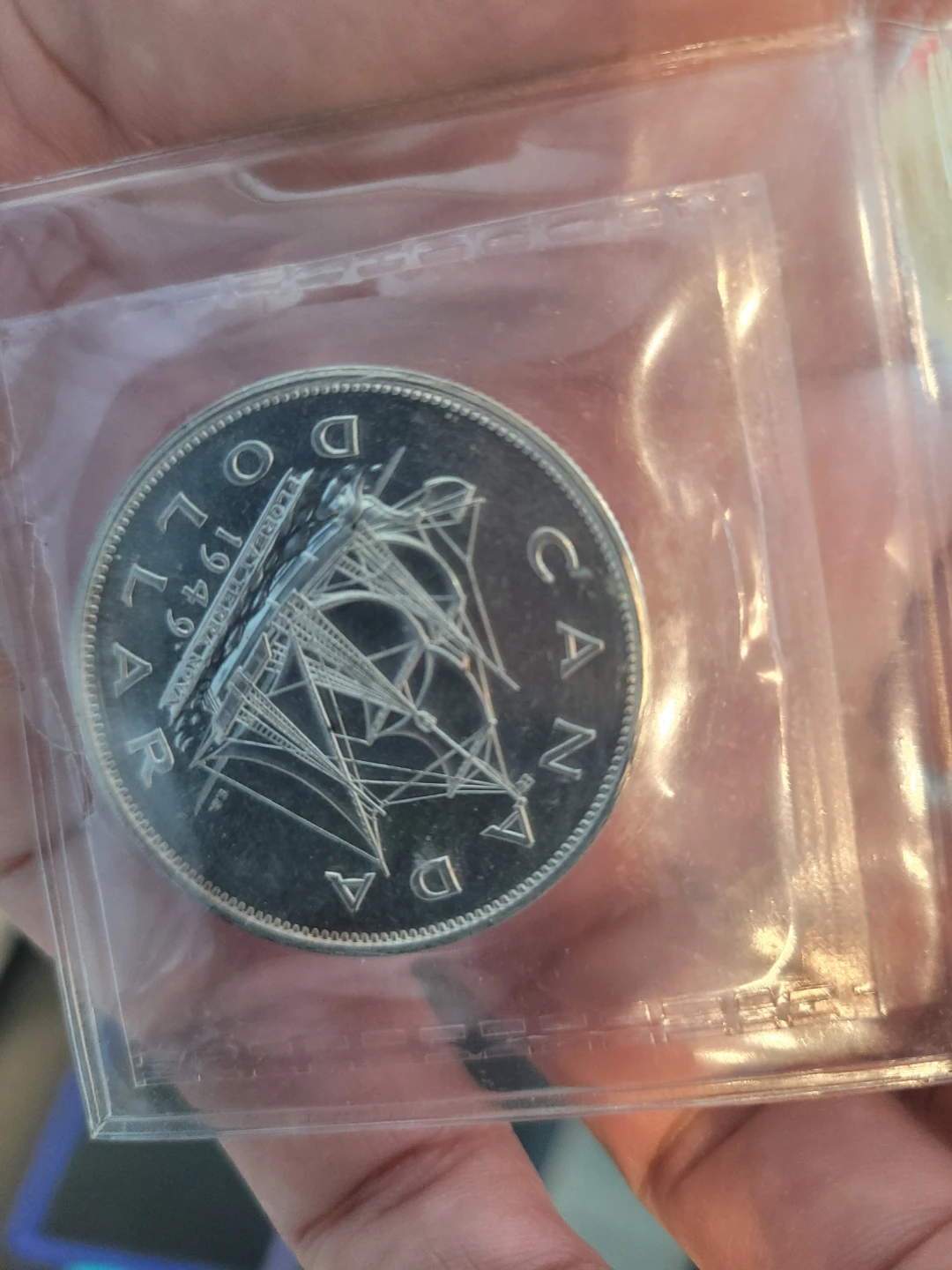 1949 Canadian Silver Dollar Coin - photo 3