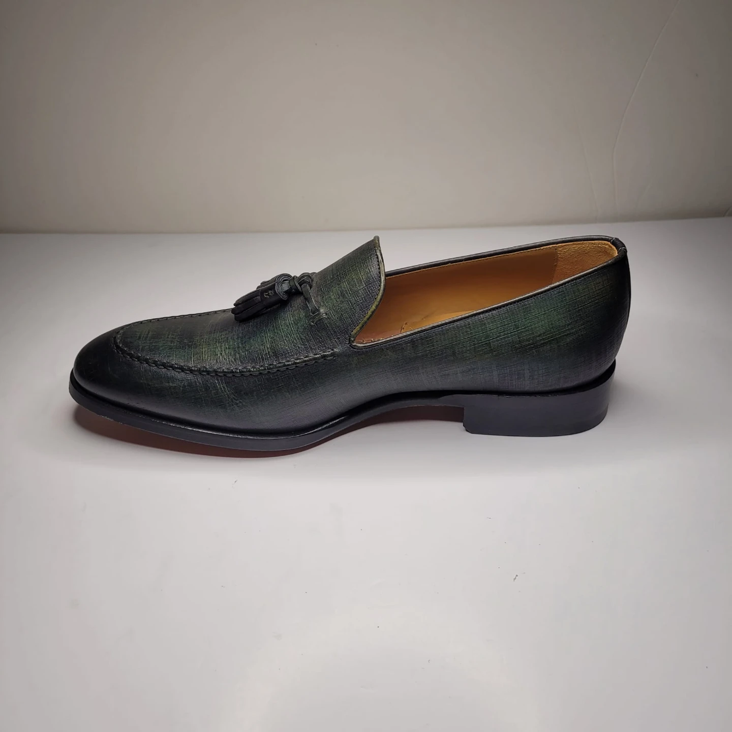 Saks Fifth Avenue by Magnanni Tassel Loafers 9.5 - photo 5