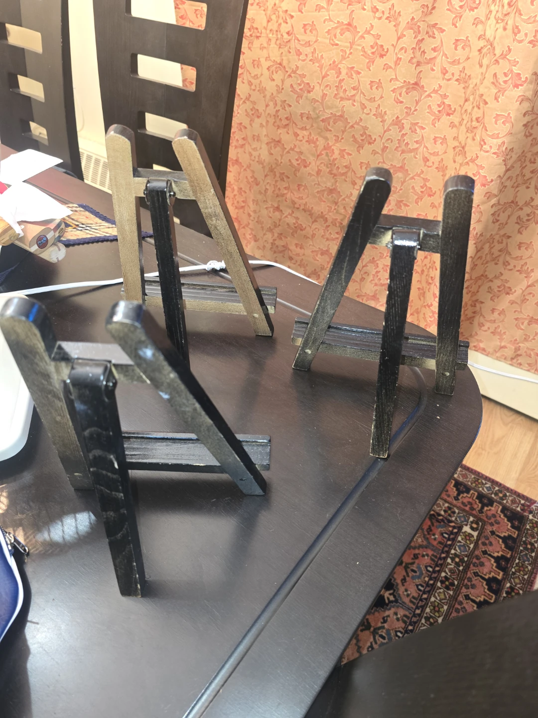 Set of 3 small black wooden display easels - photo 3