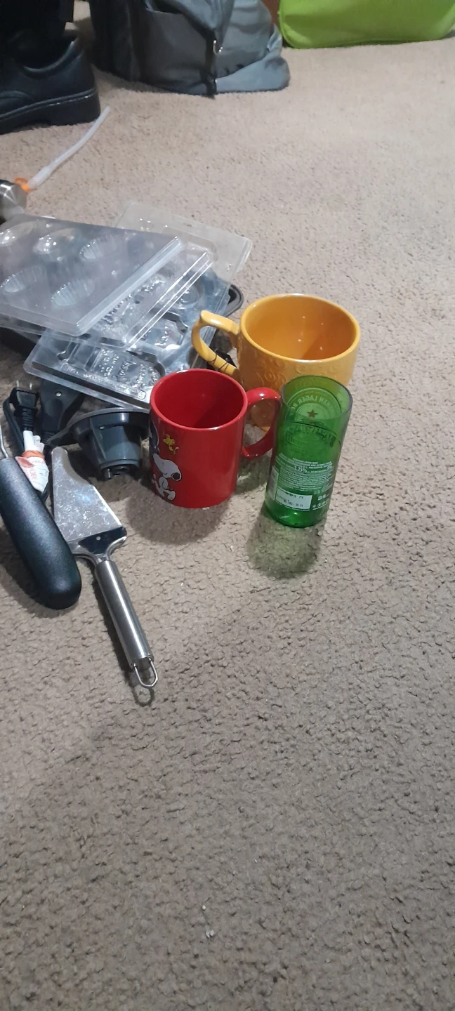 Kitchenware and household items bundle - photo 2