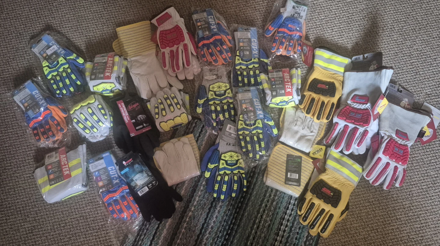 Brand new Cut and Impact resistant work gloves. 25 pairs