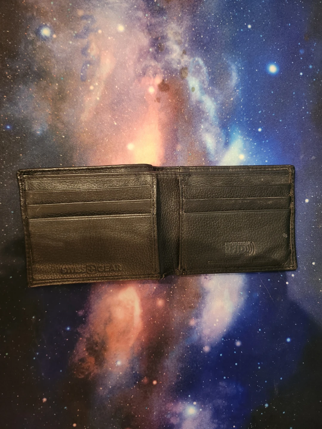 Swiss gear leather wallet with RFID - photo 2