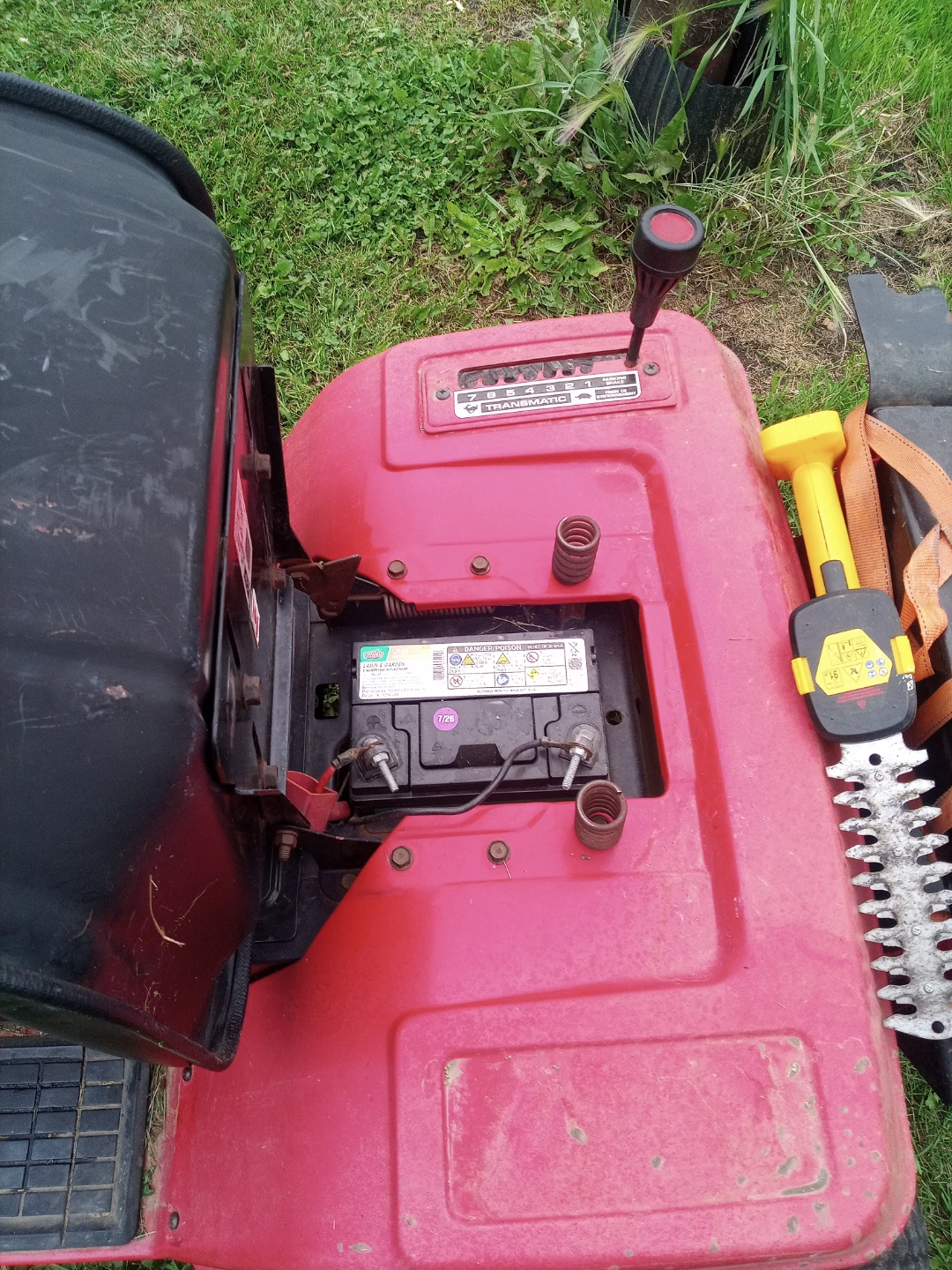 Craftsman Gold Series Riding Lawn Mower - photo 2