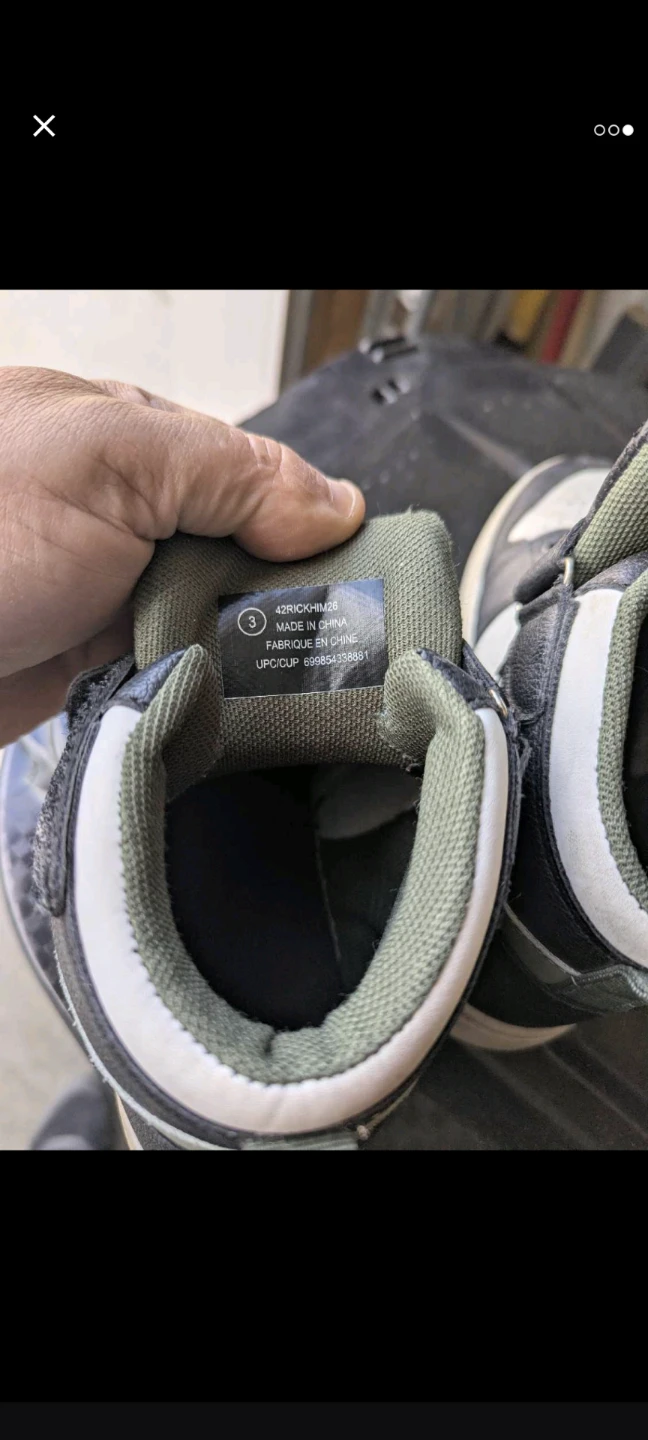 Kids High-Top Sneakers Size 3 - photo 2