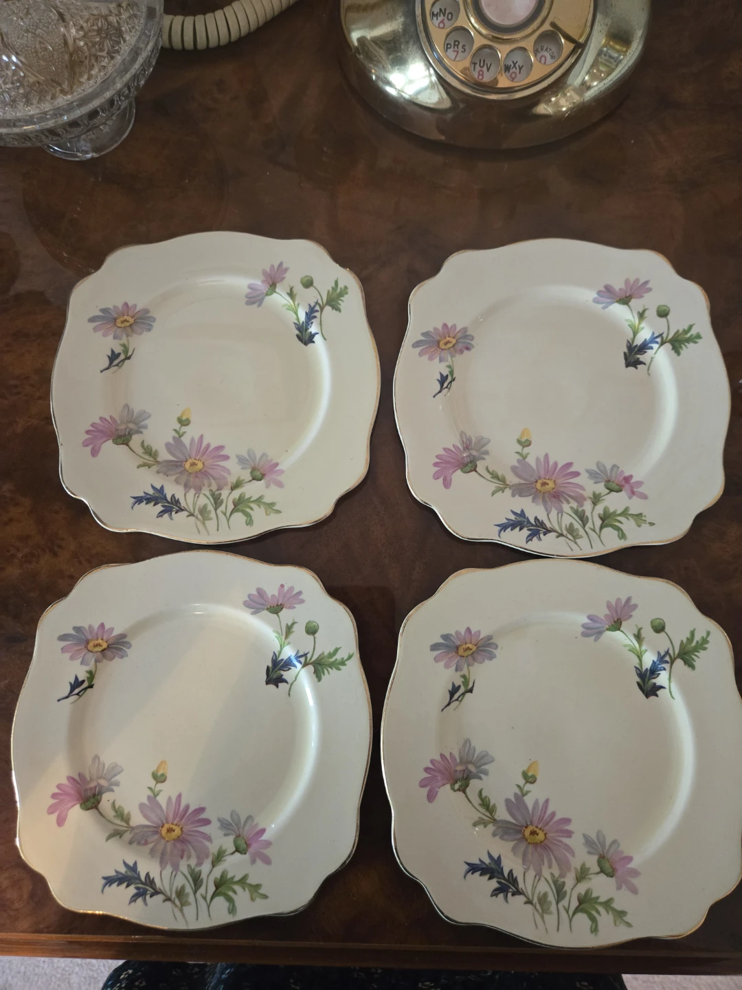Vintage Set of 4 Royal Staffordshire Marguerite Plates