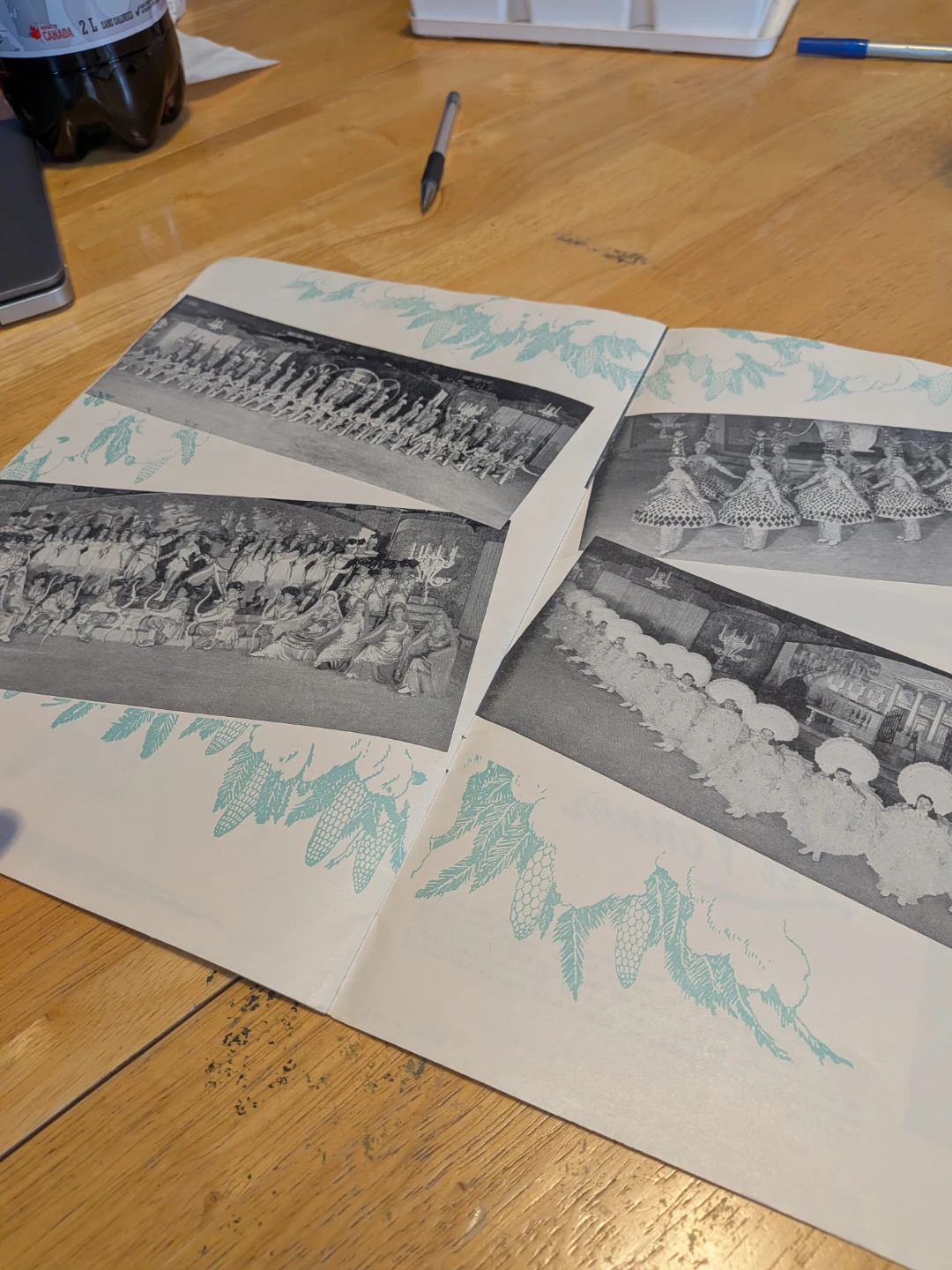 1954 Hollywood Ice Revue Program - photo 4