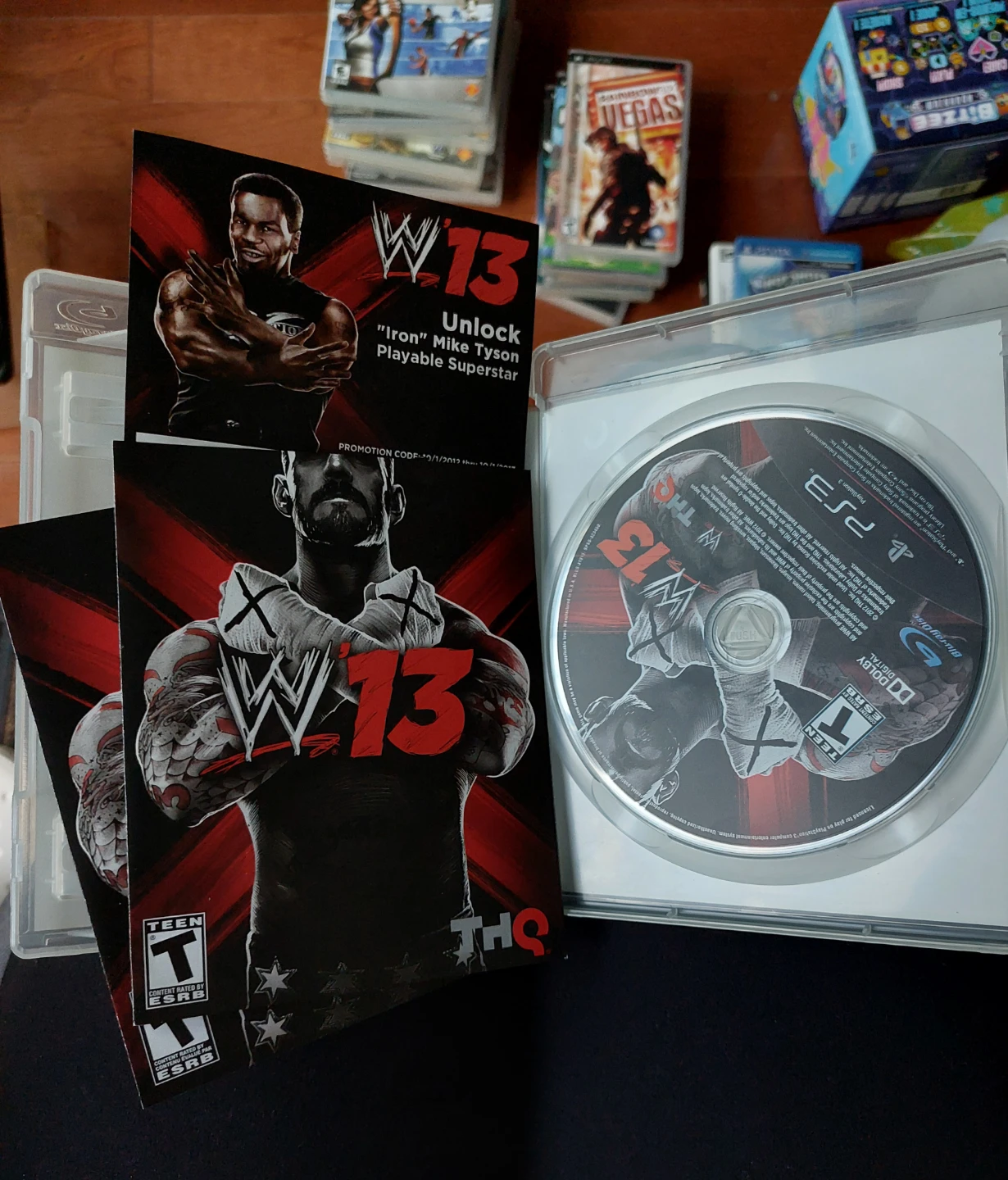 🏈 WWE '13 for PlayStation 3 - photo 3