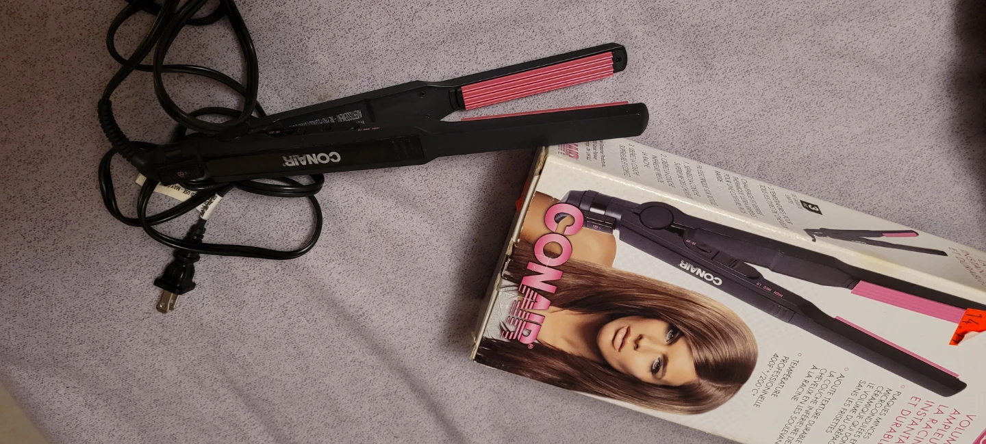 Conair 3-Barrel Curling Iron - photo 2