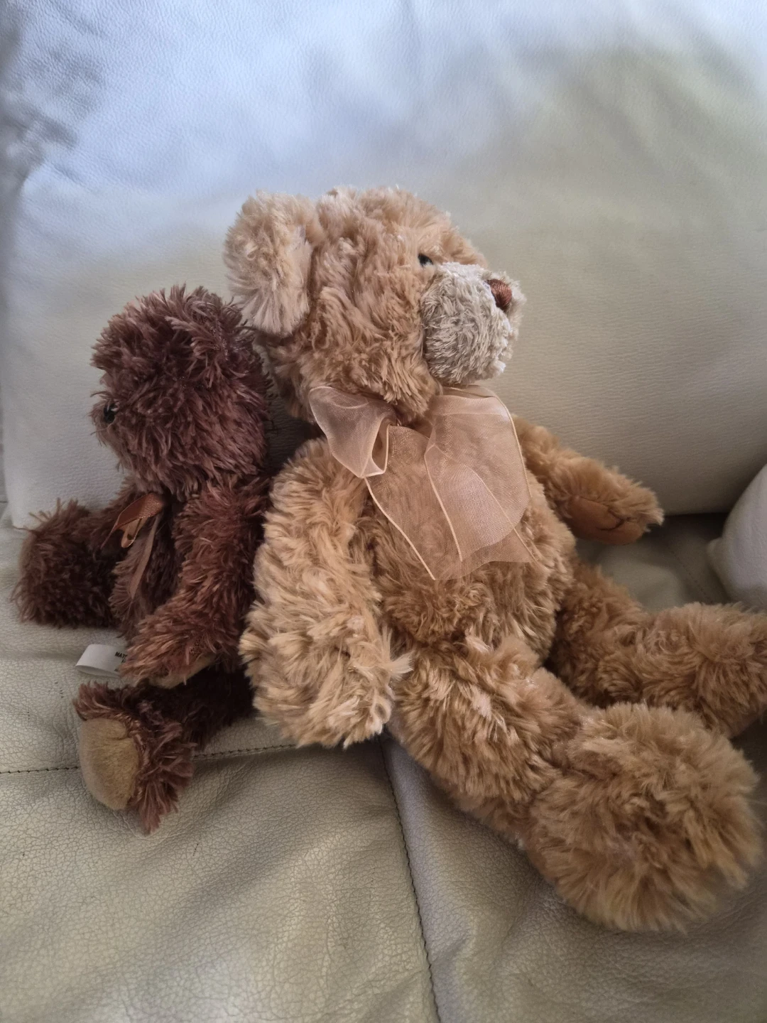 Two teddy bears - photo 2