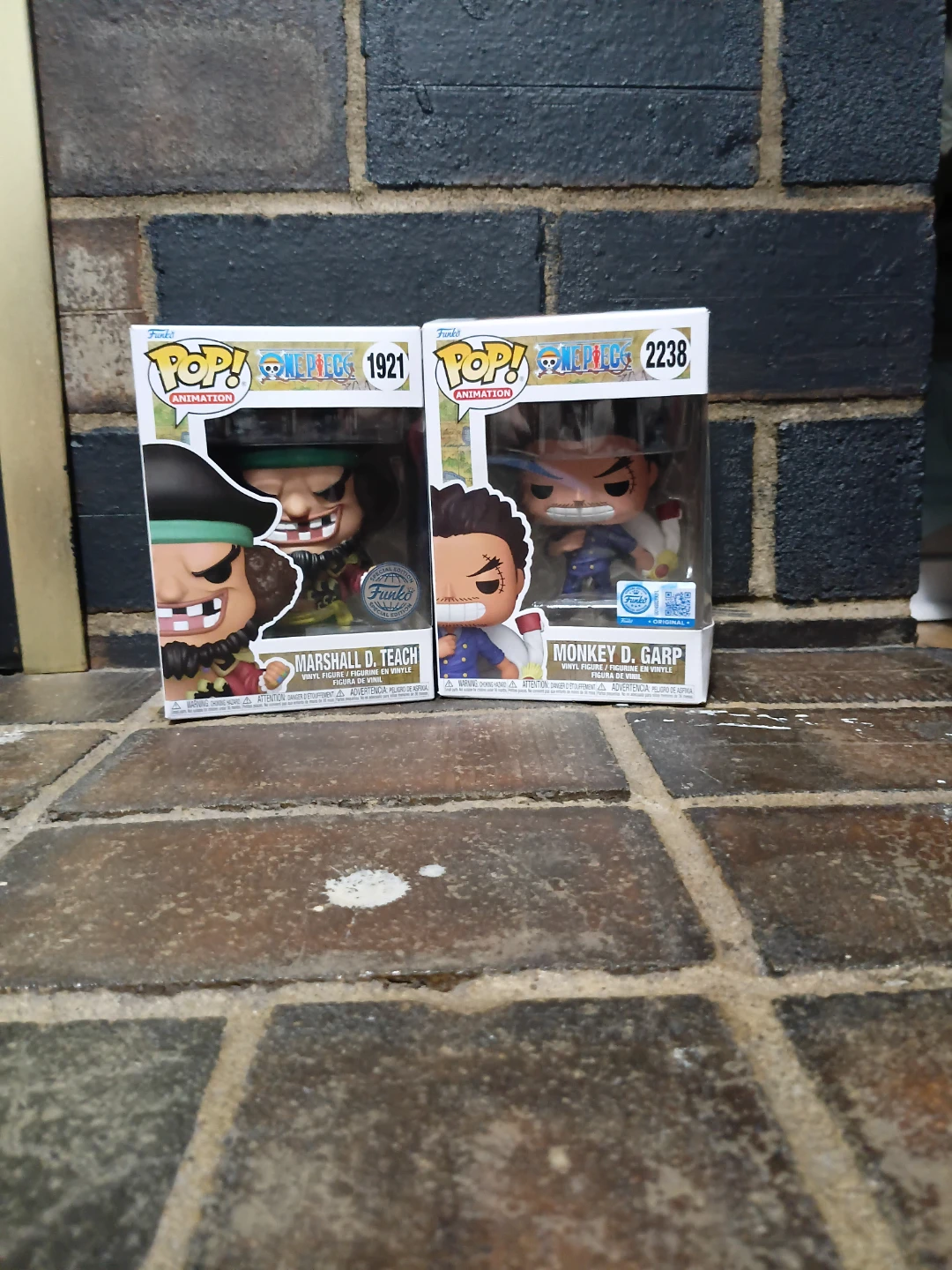 One Piece Funko Pop Figures - Marshall D. Teach & Monkey D. Garp - photo 3
