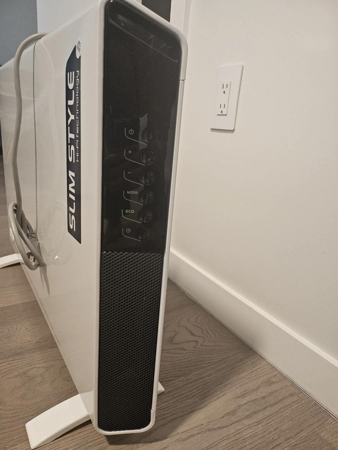 DeLonghi Slim Style Panel Heater - photo 2