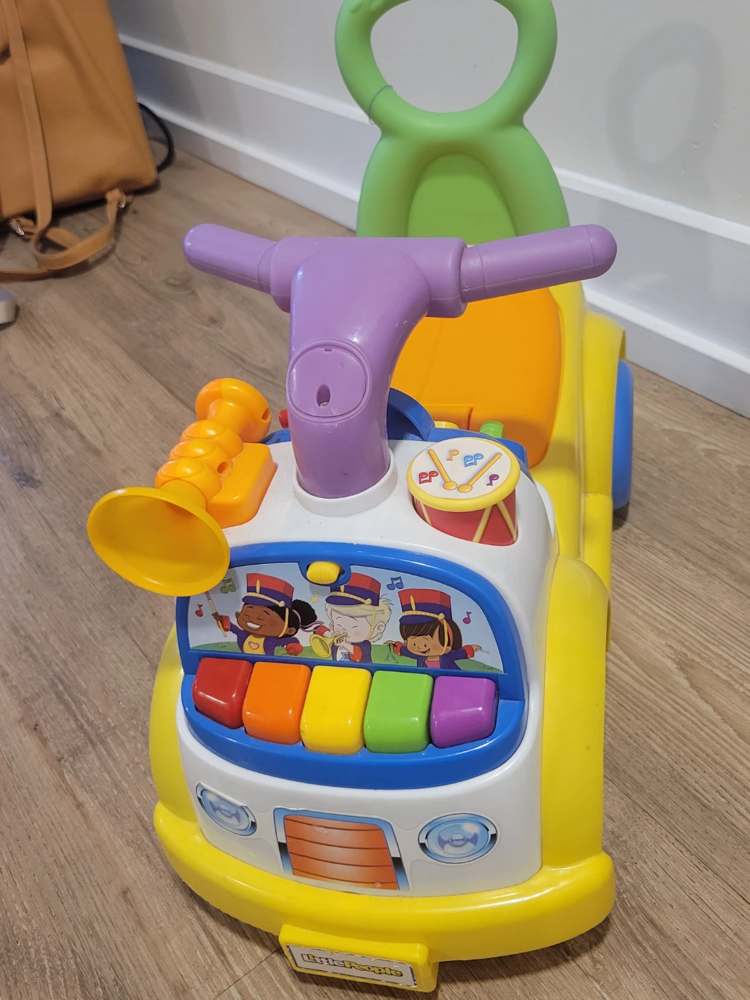 VTech 2-in-1 Discovery Table and Fisher-Price Ride-On - photo 5