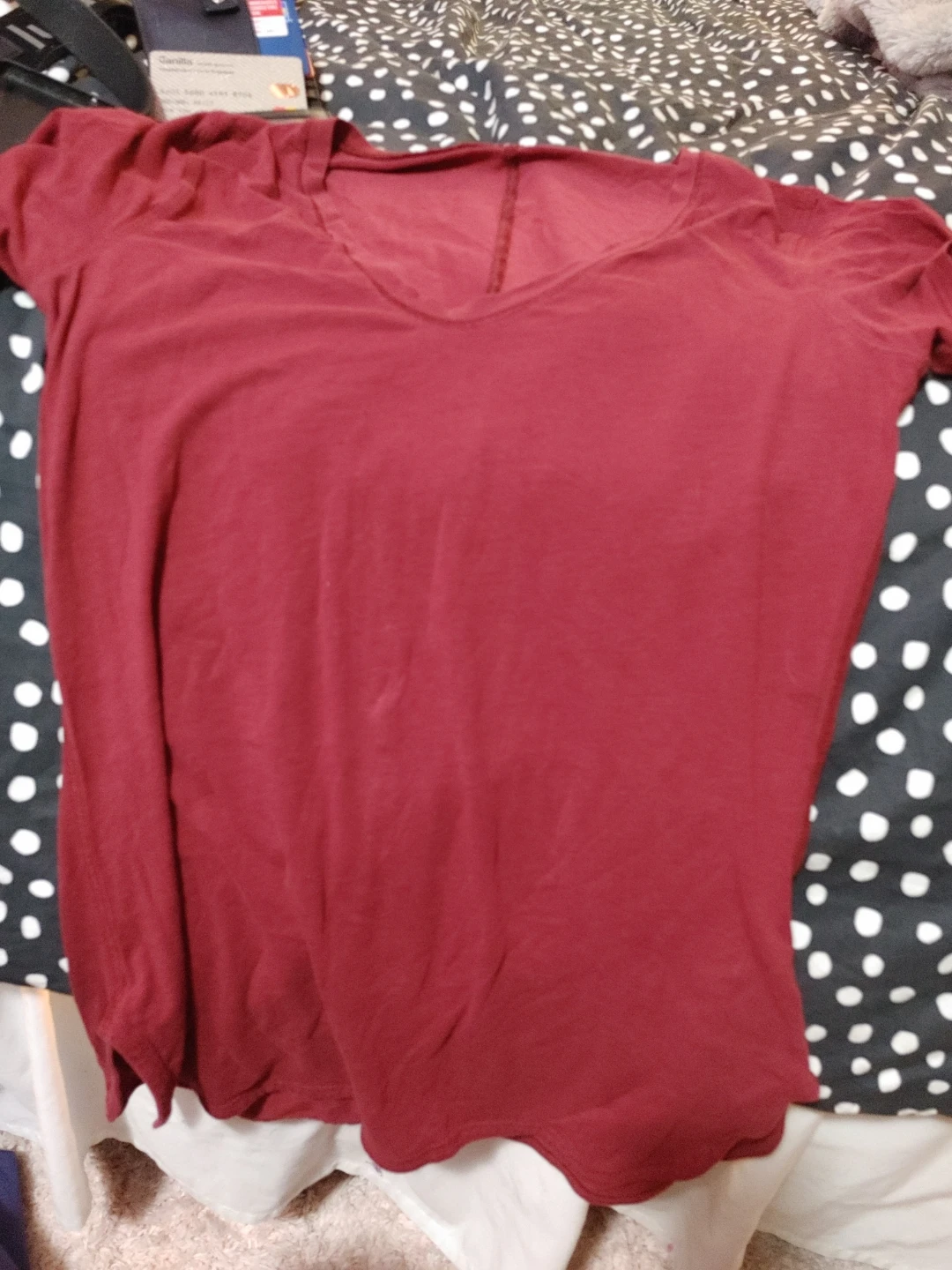 Lulu red tshirt