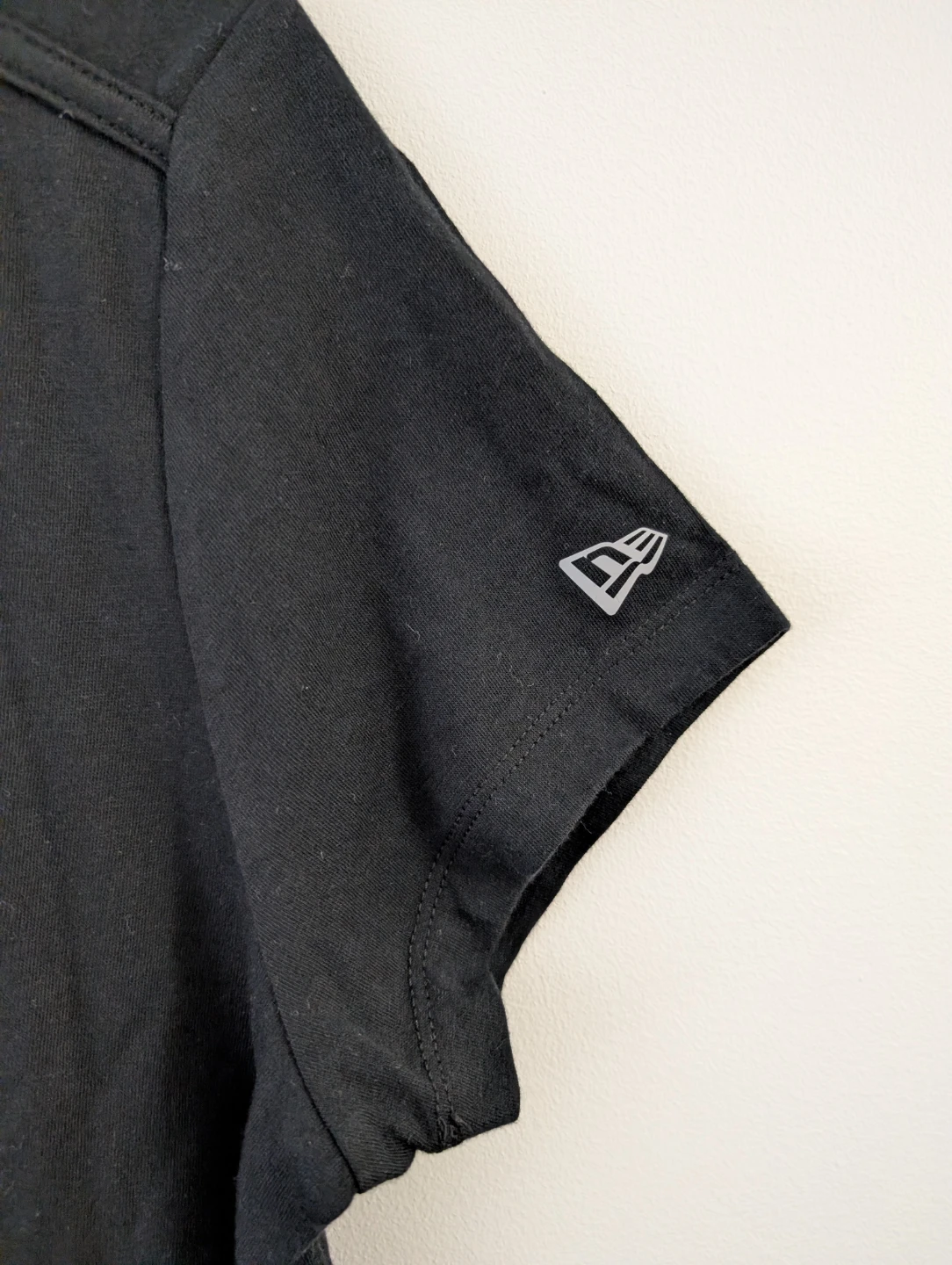 New Era Black V-Neck T-Shirt Veeam Tech Swag Thin and Comfy - photo 3