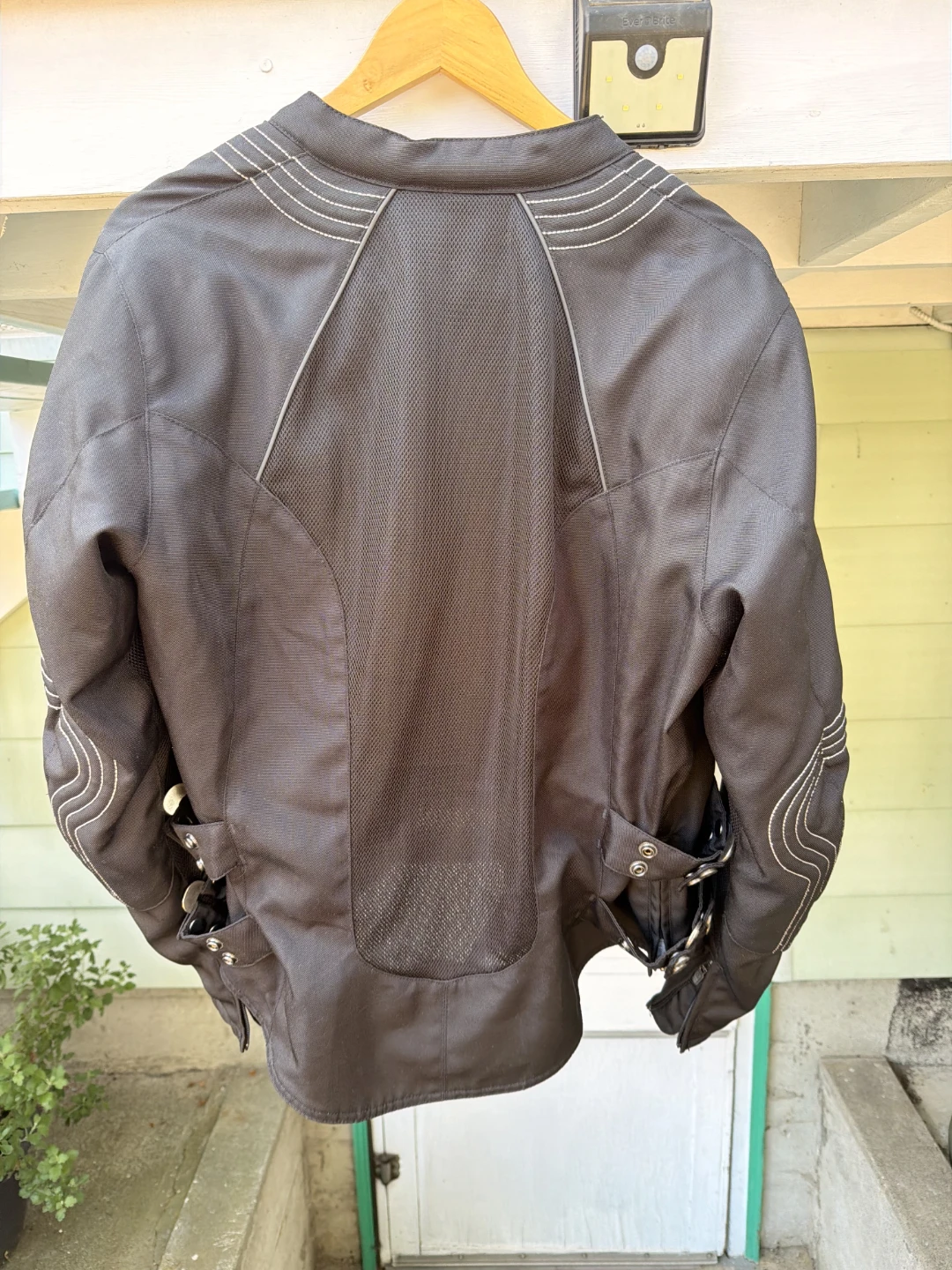 Womens motorcycle jacket - photo 3