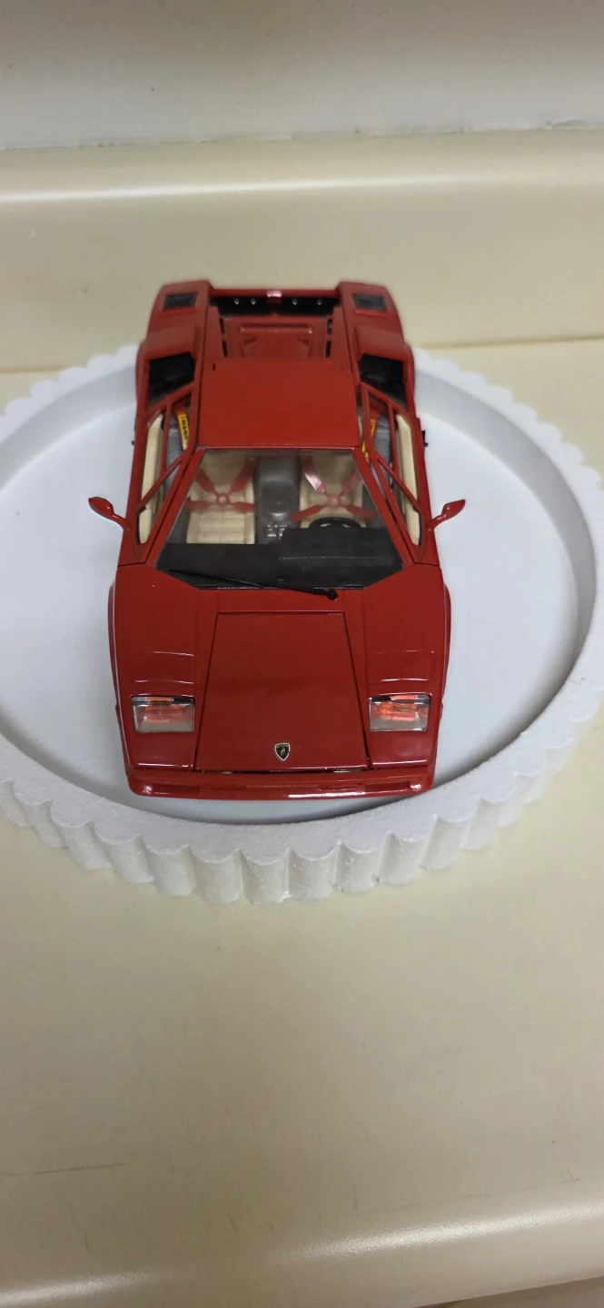 Vintage Lamborghini Countach - photo 2