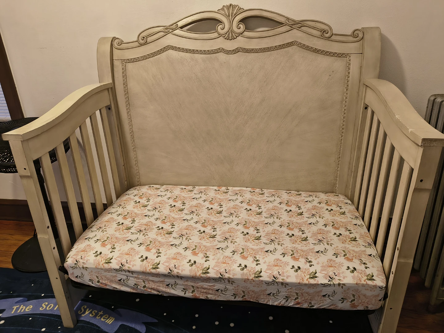 Vintage Style Convertible Baby Crib