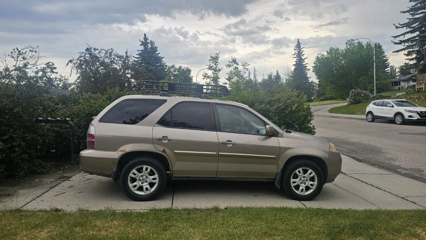 Acura MDX SUV - photo 2
