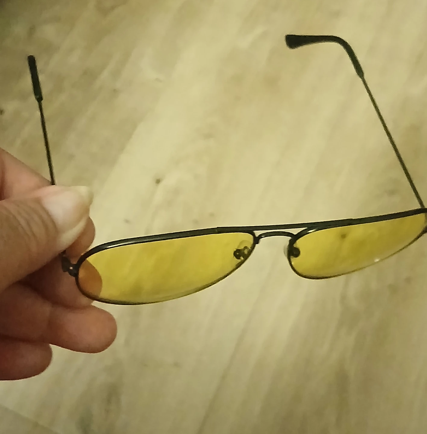 Yellow Tint Aviator Sunglasses - photo 2