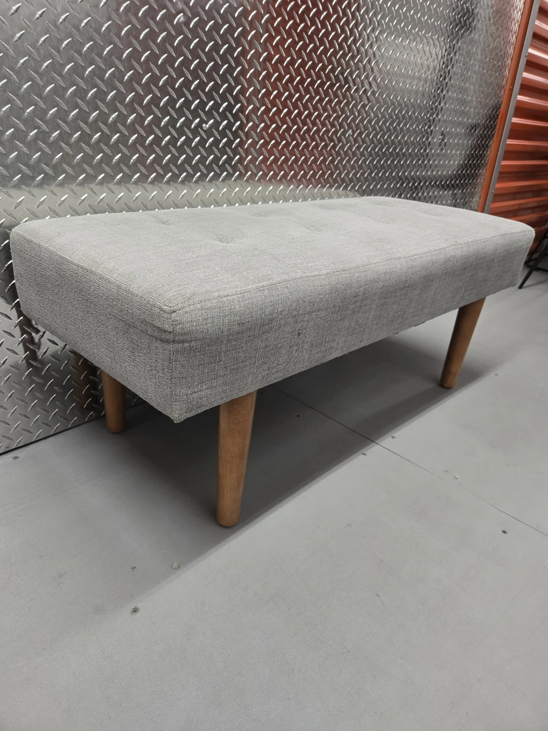 Mid-Century Modern Upholstered Bench - Tufted Light Grey Linen