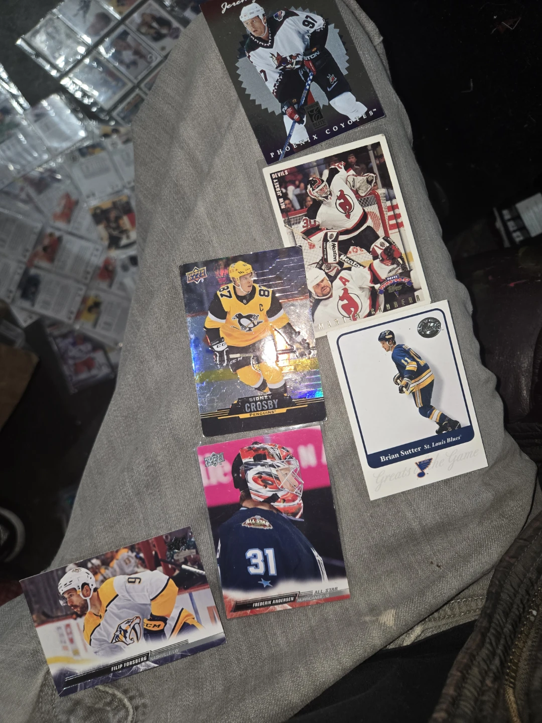 Assorted NHL and MLB Hockey Trading Cards - photo 2