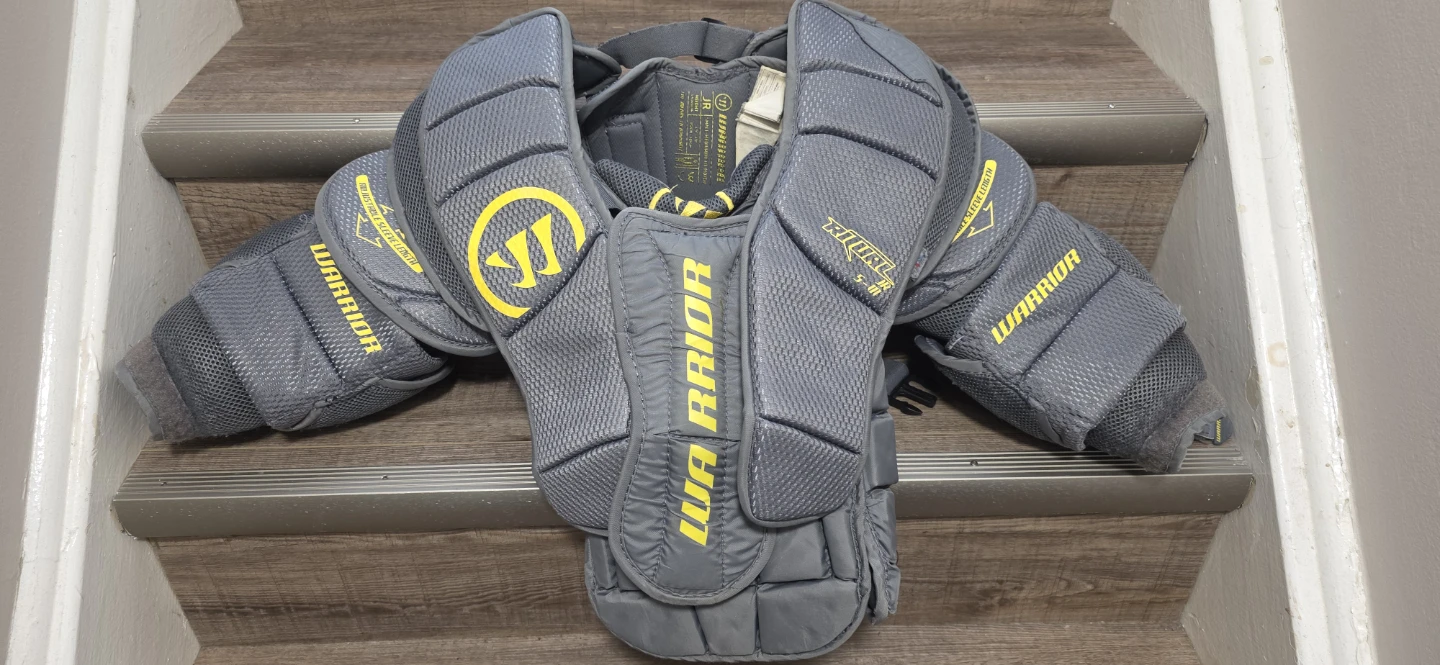 Warrior Ritual Goalie Chest Protector JR