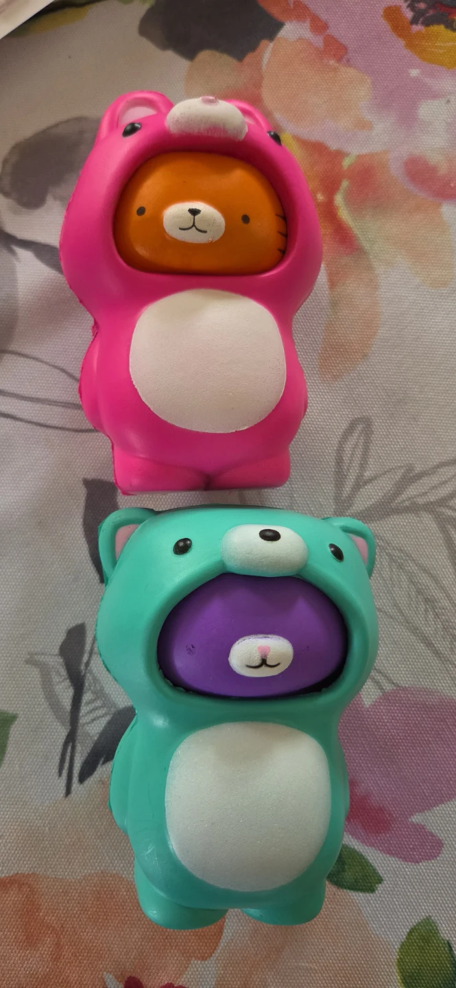 Set of 2 squishy toy figures