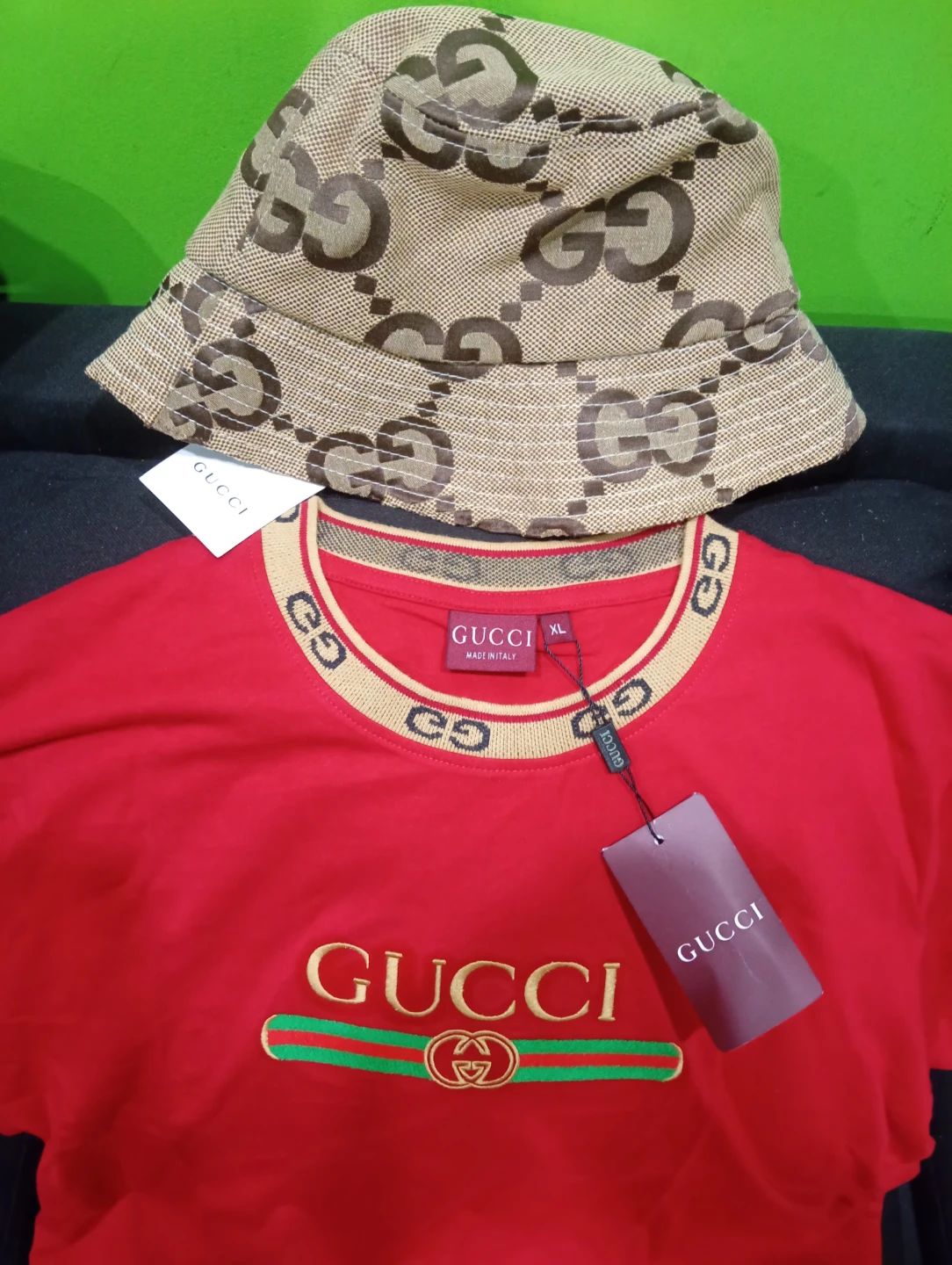 Gucci T-Shirt size XL and Bucket Hat Set M - photo 2